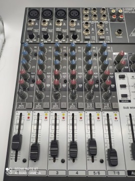 Аудиомикшер Behringer 1204USB