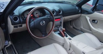 Mazda MX-5 II 1.6 16V 110KM 2004 Mazda MX-5 Memories LimitedEdition DrewnianeWykonczeniaJasna Skora1Wlascic, zdjęcie 18