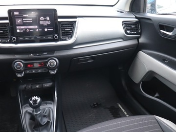 Kia Stonic I Crossover Facelifting 1.2 DPI 84KM 2022 Kia Stonic 1.2 DPI, Salon Polska, 1. Właściciel, zdjęcie 7