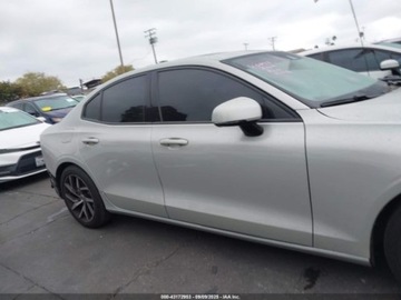 Volvo S60 III Sedan 2.0 T5 250KM 2020 Volvo S60 S60 t5 momentum 2.0 Benzyna 250KM, zdjęcie 6