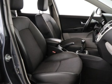 Kia Ceed I Hatchback 1.4 109KM 2008 Kia Ceed 1.4 CVVT, Klima, Parktronic, zdjęcie 8