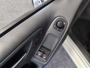 Volkswagen Golf VI Hatchback 5d 1.4 80KM 2009 Volkswagen Golf VI 1.4 VW MPI, Oryginał, zdjęcie 9