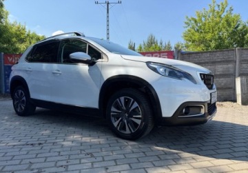 Peugeot 2008 I SUV Facelifting 1.2 PureTech 110KM 2017 Peugeot 2008 1.2 T NAVI Ledy Panorama dach 1.2 Benzyna 110KM, zdjęcie 14