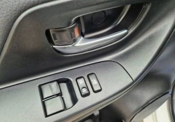 Toyota Yaris III Hatchback 5d Facelifting 2017 1.5 Dual VVT-iE 111KM 2017 Toyota Yaris Super stanTylko 99.000km 1.5 Benzyna 112KM, zdjęcie 17