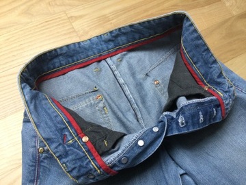 Modne damskie jeansy Levi's - 29/32 - pas: 80 !