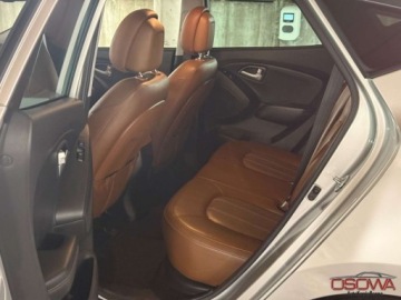 Hyundai ix35 SUV Facelifting 1.6 GDI 135KM 2014 Hyundai ix35 1.6GDI lift ledy Navi kamera skory panorama xenon full opcja, zdjęcie 9