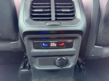 Volkswagen Tiguan II SUV Facelifting 1.5 TSI 150KM 2023 Volkswagen Tiguan TSI 150KM Elegance DSG FVAT23 MATRIX Keyless, zdjęcie 24