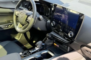 Lexus NX II SUV Facelifting 2.5 350h 200KM 2026 Lexus NX Kamera 360 CarPlay Ekran Dotykowy Duzy rabat Leasing 2.5, zdjęcie 21