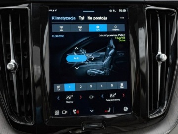 Volvo XC60 II 2021 Volvo XC 60 LU043MS#B4 B Inscription Szklany dach, zdjęcie 17