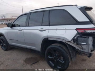 Jeep Grand Cherokee V 2024 Jeep Grand Cherokee 2024, 3.6L, 4x4, LIMITED 3.6 Benzyna 293KM, zdjęcie 4