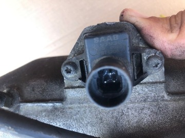 SAAB 95 9-5 3.0 V6 KOLEKTOR SACÍ/ZBĚRNÉ 90490279