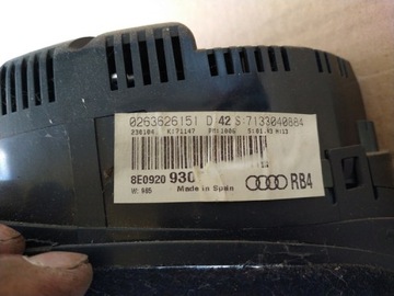 Счетчик часов FIS 8E0920930T Audi A4 S4 B6 B7 00-08