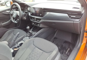 Skoda Kamiq Crossover 1.0 TSI 110KM 2022 Skoda Kamiq Style 1,0 TSI 110KM Virtual ACC Grzana P.szyba Kamera Salon Pl, zdjęcie 9
