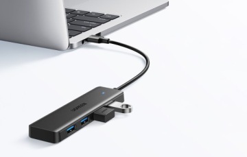 ПОРТАТИВНЫЙ ЛЕГКИЙ АДАПТЕР UGREEN USB-A 4 В 1 4X USB-A 3.0 5 Гбит/с PLUG&PLAY