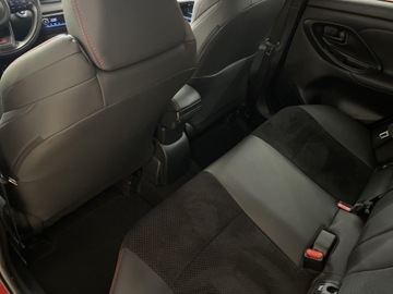 Toyota Yaris IV Hatchback 1.5 Dynamic Force 125KM 2022 Toyota Yaris 1.5 GR Sport IV (2020-) Toyota Yaris, zdjęcie 10