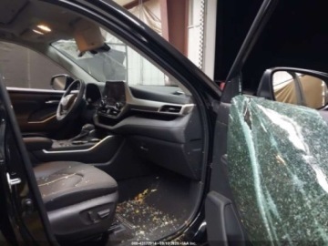 Toyota Highlander III 2024 Toyota Highlander XLE 2024 2.4l 2.4 Benzyna 265KM, zdjęcie 9