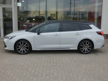 Toyota Corolla XII TS Kombi Facelifting 1.8 Hybrid 140KM 2026 Od ręki - GR Sport 1.8 Hybrid 140KM | Podgrzewane fotele!, zdjęcie 1