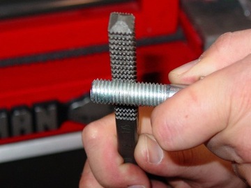 РЕМОНТНЫЙ КОМПЛЕКТ МЕТРИЧЕСКОЙ РЕЗЬБЫ ДЮЙМЫ МАКС.