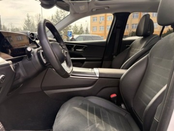 Mercedes GLC C254/X254 SUV 2.0 200 MHEV 204KM 2024 Mercedes-Benz GLC 200 4Matic AMG Line Digital Light Panorama FV23 salon Po, zdjęcie 14