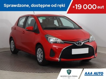 Toyota Yaris III Hatchback 5d Facelifting 1.0 VVT-i 69KM 2014 Toyota Yaris 1.0 VVT-i, Salon Polska, Serwis ASO