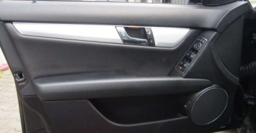 Mercedes Klasa C W204 Limuzyna 1.6 180 K BlueEFFICIENCY 156KM 2009 Mercedes-Benz Klasa C Benzyna Kompressor156KM Polskory Alu 1.6 156KM, zdjęcie 15