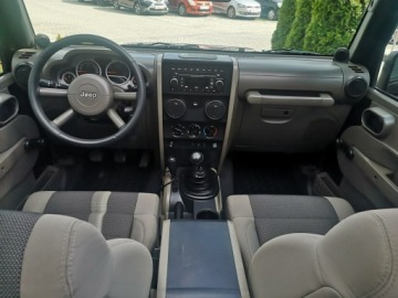 Jeep Wrangler III 2008 Jeep Wrangler 2.8CRD 177KM Klimatyzacja Cabrio 4x4, zdjęcie 23