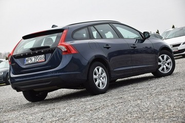 Volvo V60 I Kombi 1.6 DRIVe 115KM 2013 Volvo V60 1,6d2 115KM NAVI ALU PÓŁ-SKÓRA, zdjęcie 19