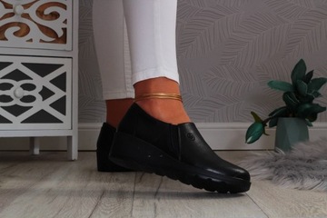 ЧЕРНЫЕ ЖЕНСКИЕ БОТИНКИ, БОТИНКИ НА КЛИНКЕ, КОЖА