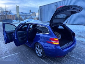 Peugeot 308 II SW Facelifting 1.2 PureTech 130KM 2018 Peugeot 308 1.2 PureTech 130 EAT6 Stop &amp; Start GT-Line Edition 2018r, zdjęcie 13