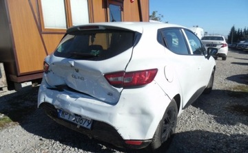 Renault Clio IV Hatchback 5d ENERGY dCi 90KM 2015 Renault Clio 2015r, 1.5DCI, Uszkodzony tyl i delikatnie przod. Jezdzi, zdjęcie 2