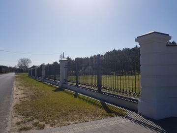 ЗАБОРЫ УСАДЬБЫ, ПРОЛЕТЫ, БЕТОННЫЕ СТОЯНИЯ