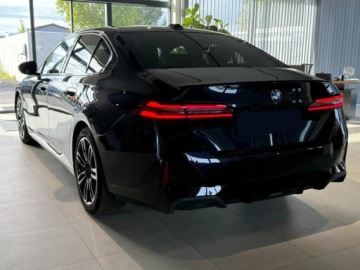 BMW Seria 5 G90-91 2026 Od ręki - 520i (208KM) M Sport | Kamera 360 + Zawieszenie sportowe, zdjęcie 2