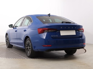 Skoda Octavia IV Liftback 1.5 TSI EVO 150KM 2022 Skoda Octavia 1.5 TSI, Salon Polska, zdjęcie 3