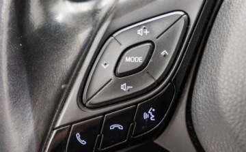 Toyota C-HR I Crossover 1.8 Hybrid 122KM 2017 Toyota C-HR 1.8 Hybrid Dynamic 1.8 Hybryda 122KM, zdjęcie 33