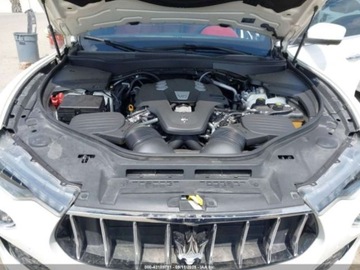Maserati Levante 2019 Maserati Levante Granlusso 2019 3.0l 3.0 Benzyna 345KM, zdjęcie 8