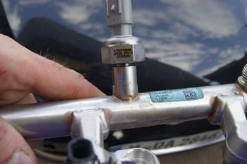 VOLVO S90 V90 LISTWA WTRYSKI WTRYSKIWACZE 2.0TURBO