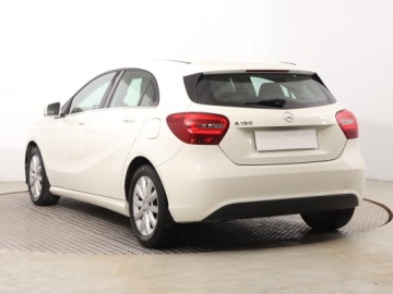 Mercedes Klasa A W176 Hatchback 5d Facelifting 180 122KM 2016 Mercedes A A 180, Salon Polska, 1. Właściciel, zdjęcie 3