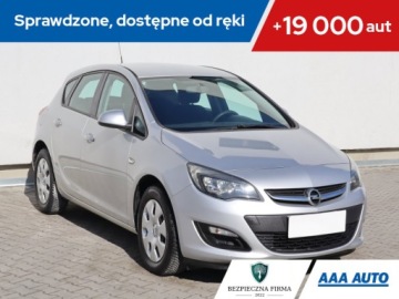 Opel Astra J GTC 1.7 CDTI ECOTEC 110KM 2014 Opel Astra 1.7 CDTI, Salon Polska, Serwis ASO