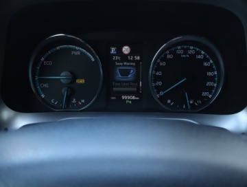 Toyota RAV4 IV MPV Facelifting 2.5 Hybrid 197KM 2017 Toyota RAV 4 2.5 Hybrid, Salon Polska, Automat, zdjęcie 10