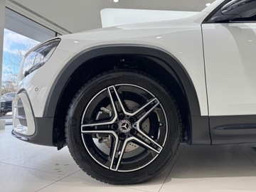 Mercedes GLB SUV 2.0 200d 150KM 2023 Mercedes-Benz GLB 200 d AMG Line 8G-DCT / Kamera /, zdjęcie 18