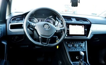 Volkswagen Touran III 2017 Volkswagen Touran Serwisowany, Bardzo bogate wyposazenie, Nowy rozrzad, zdjęcie 7