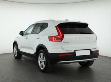 Volvo XC40 Crossover Facelifting 2.0 B3 163KM 2024 Volvo XC40 B3, Salon Polska, 1. Właściciel, zdjęcie 3