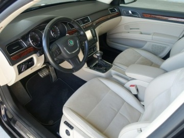 Skoda Superb II Kombi 3.6 FSI 4x4 260KM 2010 Škoda Superb Skoda Superb 3.6, zdjęcie 11