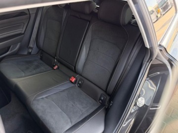 Volkswagen Arteon Fastback Facelifting 2.0 TDI SCR 150KM 2023 Volkswagen Arteon Shooting Brake Bogate wyposazenie Drugi komplet opon Bez, zdjęcie 18
