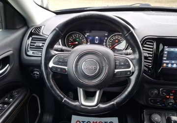 Jeep Compass II SUV 1.4 Multiair 170KM 2018 Jeep Compass 1.4 TMair Limited 4WD SS aut 1.4 Benzyna 170KM, zdjęcie 8