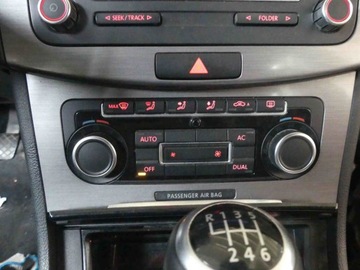 KONZOLA PANEL VENTILACE VW PASSAT B7 5K0907044DT