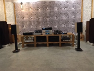 STUDIO 16Hz Canto Grand NEW Premium AudioLand Stud