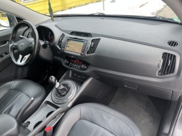 Kia Sportage III SUV 1.7 CRDi 116KM 2011 Kia Sportage III 1,7 CRDi-116Km Panoramadach, Navi, Skóry, Hak, Keyless Go, zdjęcie 14