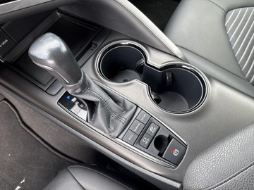 Toyota Camry IX Sedan 2.5 Hybrid Dynamic Force 218KM 2023 Toyota Camry 2.5 Hybrid Prestige CVT 2.5 Hybrid Pr, zdjęcie 20