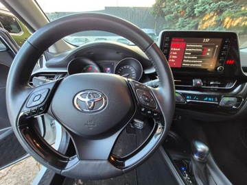 Toyota C-HR I Crossover Facelifting 1.8 Hybrid 122KM 2023 Toyota C-HR 1.8 Hybrid Comfort, zdjęcie 6